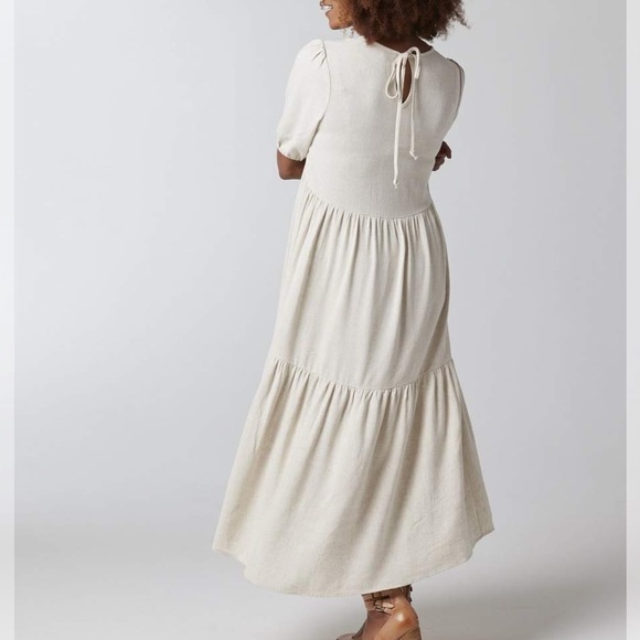 Cream Tiered Dress - Picture 3 of 4